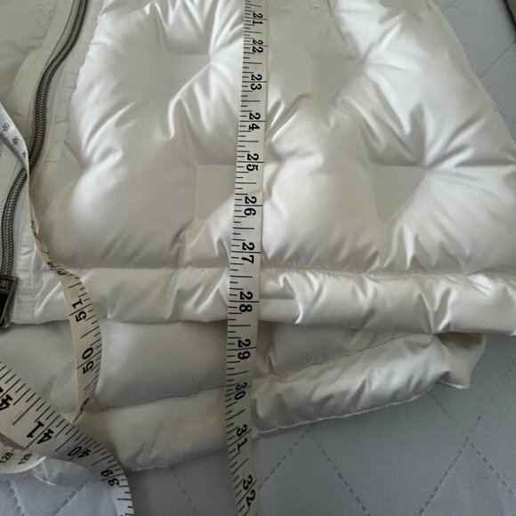 Marc Cain Cream/Winter White Down Vest - size N1 / Small/Medium - Picture 17 of 17